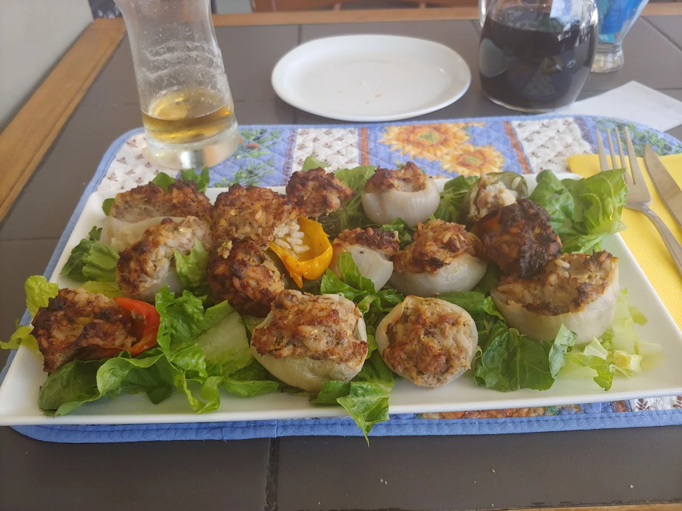 Salade fraîche composée, menu du Bar Central